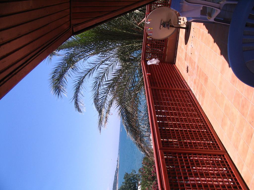 Belen Hotel Side Exterior photo